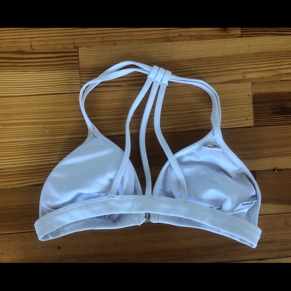 White sports bra with clasp in front - Picture 2 of 3
